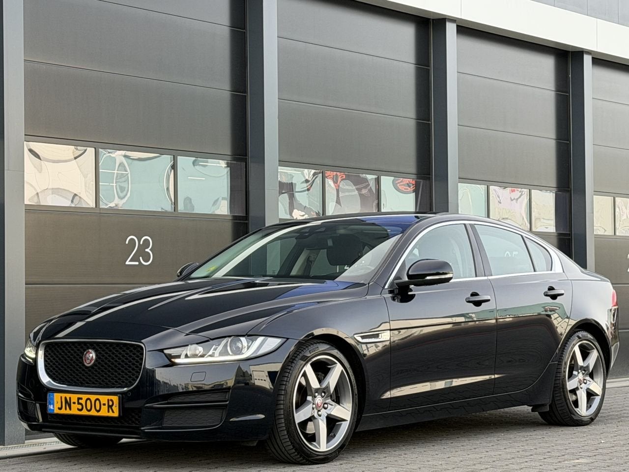 Jaguar XE 2.0 D Portolio Camera Leer Clima EURO-6 (bj 2016), Auto's, Automaat, Euro 6, 1465 kg, Leder
