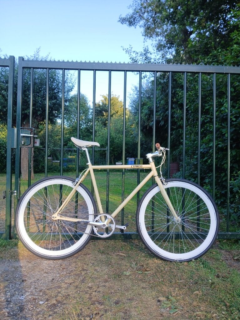 Fixie / Hippe stadsfiets, Fietsen en Brommers, Fietsen | Heren | Herenfietsen, Velgrem, Zo goed als nieuw, 53 tot 57 cm, Ophalen