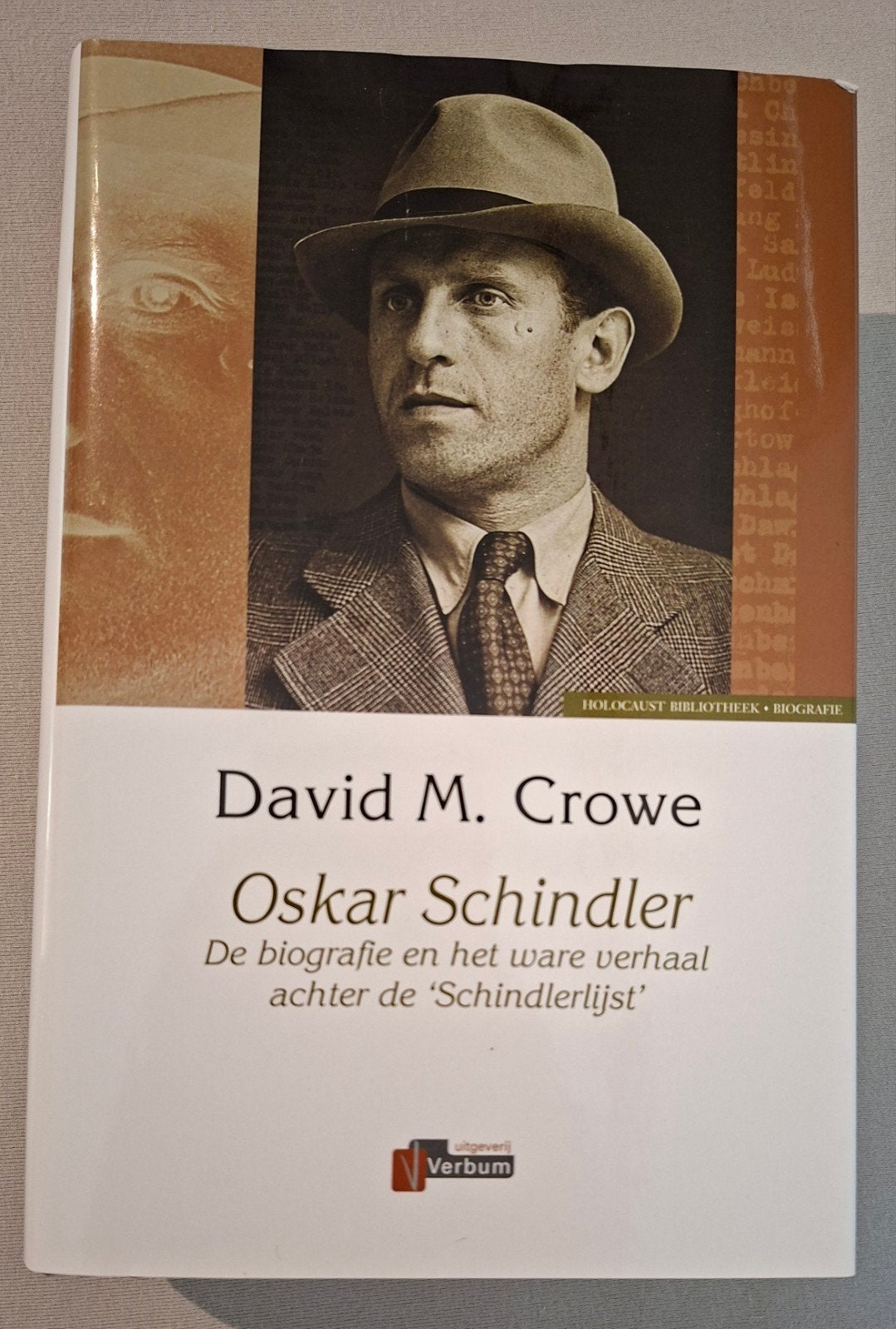 D.M. Crowe - Oskar Schindler, Ophalen of Verzenden, Zo goed als nieuw, D.M. Crowe