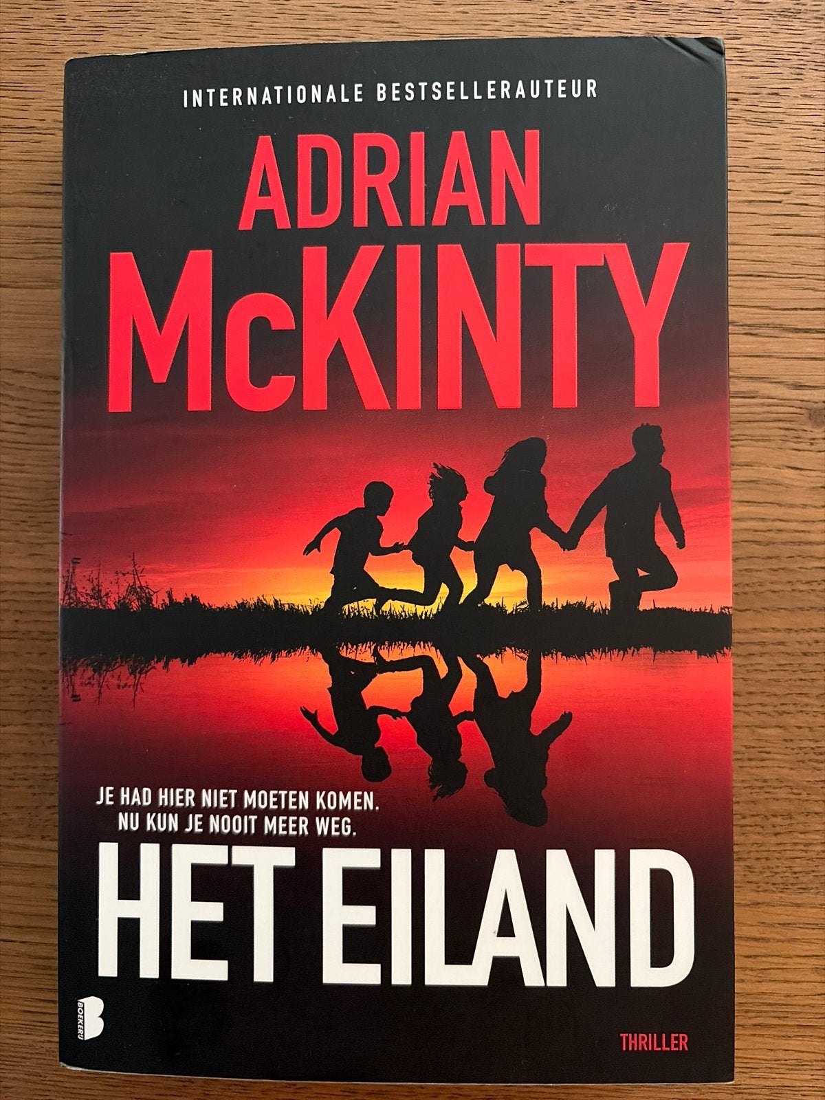 Adrian McKinty - Het eiland, Wereld overig, Adrian McKinty, Ophalen of Verzenden, Zo goed als nieuw