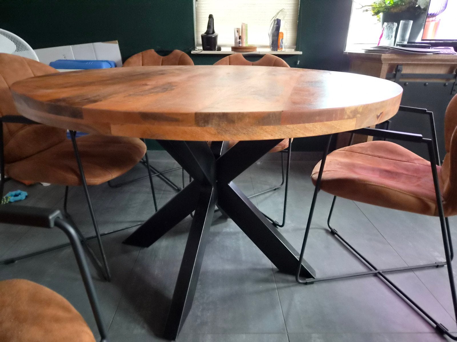 Eet tafel met 5 stoelen mango, Rond, Ophalen of Verzenden, Zo goed als nieuw, 100 tot 150 cm
