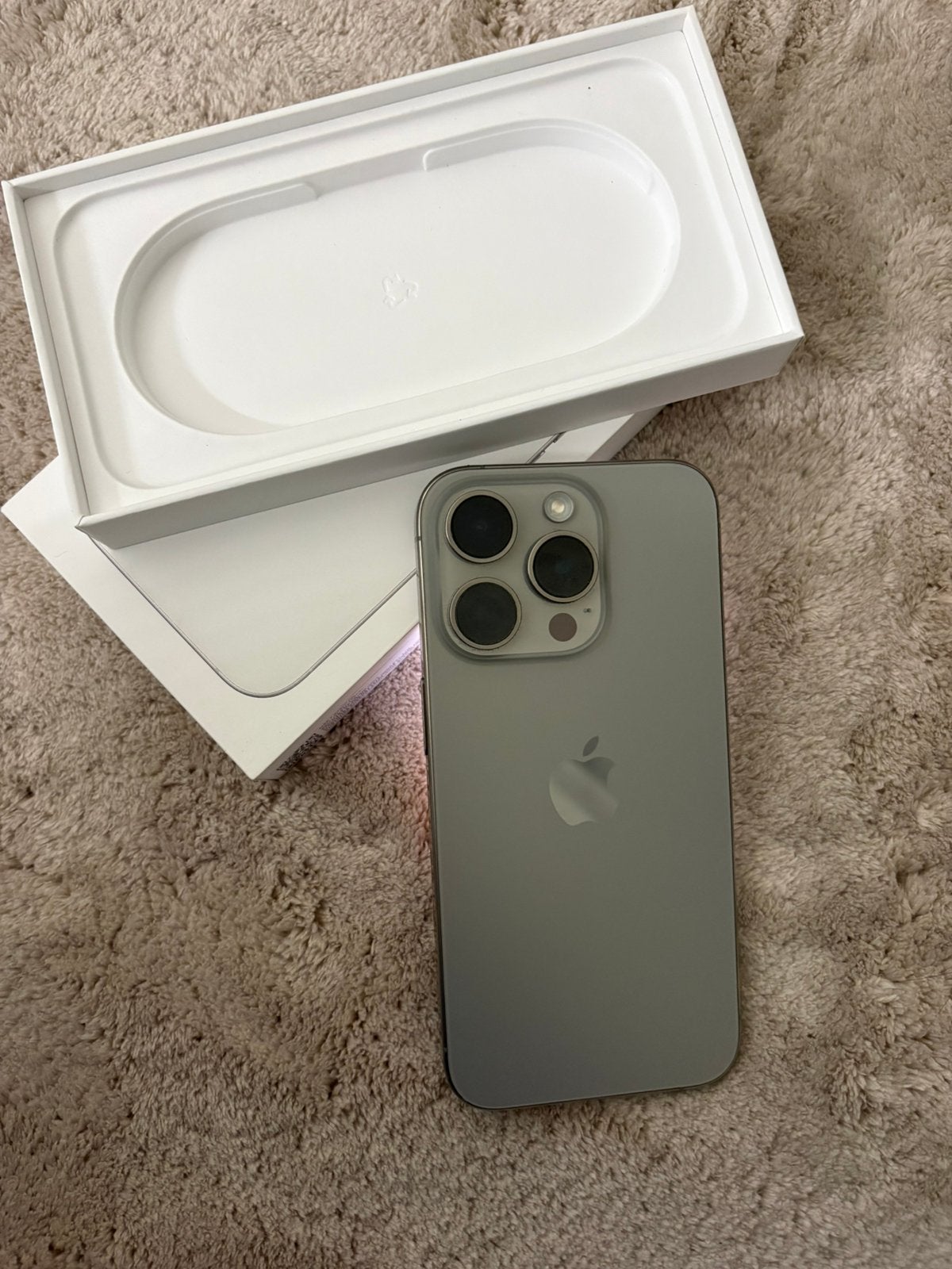 Iphone 15 pro 256GB