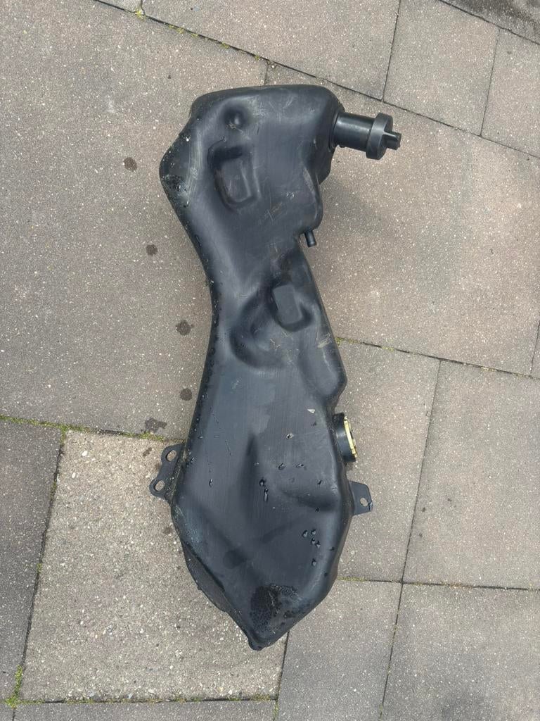 Gillera runner tank 13 liter, Motoren, Ophalen of Verzenden