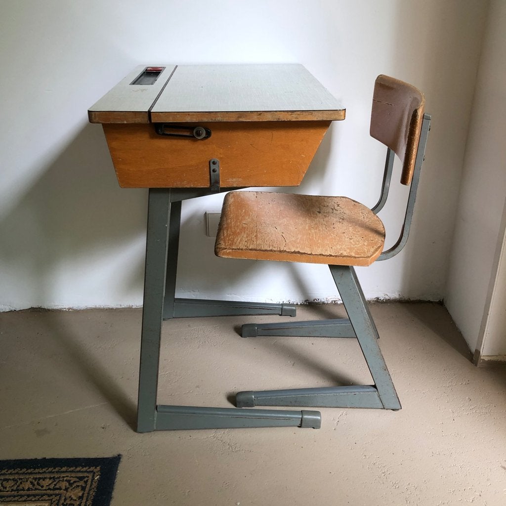 kinderbureau met stoel, Ophalen, Gebruikt, Tafel(s) en Stoel(en)