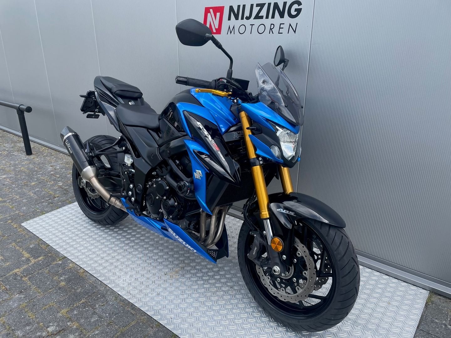 SUZUKI GSX-S 750 ABS (bj 2017), Motoren, SUZUKI, 4 cilinders, Bedrijf, Onbekend
