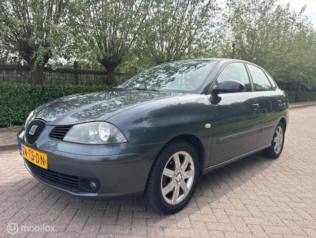 Seat Cordoba 1.4-16V Sensation Trekhaak 2e Eig!, Auto's, Voorwielaandrijving, Startonderbreker, Origineel Nederlands, Bedrijf