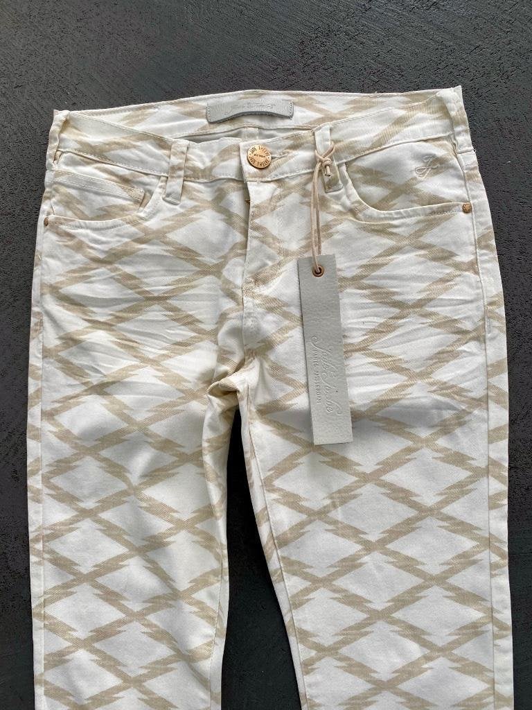 F567 Nieuw jeans Jade Twelve maat 26=XS=34 broek wit/beige, Kleding | Dames, Jade Twelve, Overige kleuren, Nieuw, Ophalen of Verzenden