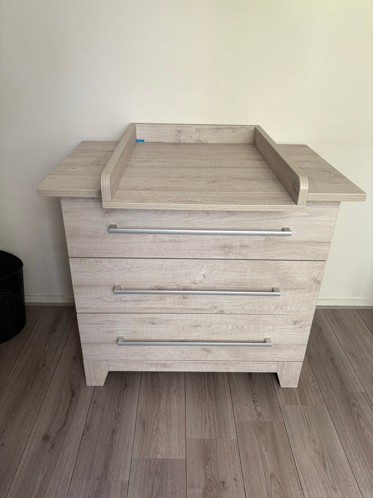 Babykamer set: Commode met 3 lades en kledingkast, Ophalen, 50 tot 70 cm, Zo goed als nieuw, 75 tot 100 cm