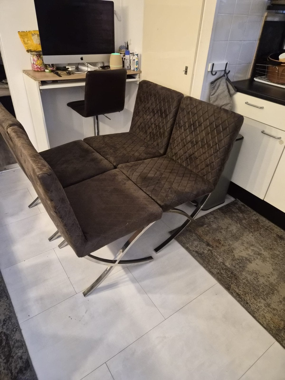 Set van 4 comfortabele eetkamerstoelen - Grijs/Bruin, Huis en Inrichting, Ophalen, Gebruikt, Overige kleuren, Stof