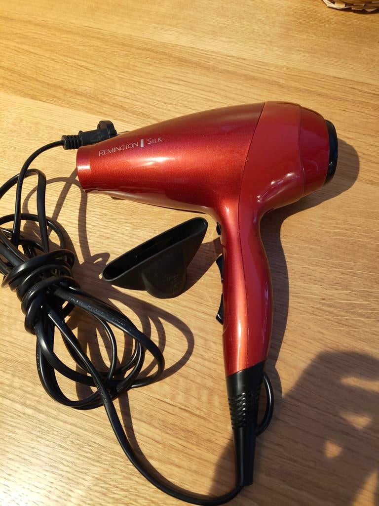 Remington Silk Föhn - Krachtige Haardroger, Ophalen of Verzenden, Gebruikt, Haarverzorging