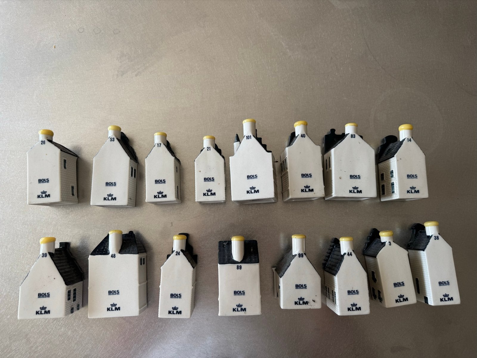 KLM huisjes - 16 stuks, gesealed, Ophalen, Zo goed als nieuw, 1 t/m 20, Gevuld
