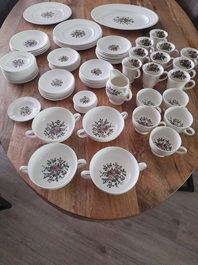 Wedgwood servies, Overige typen, Ophalen of Verzenden, Zo goed als nieuw, Wedgwood