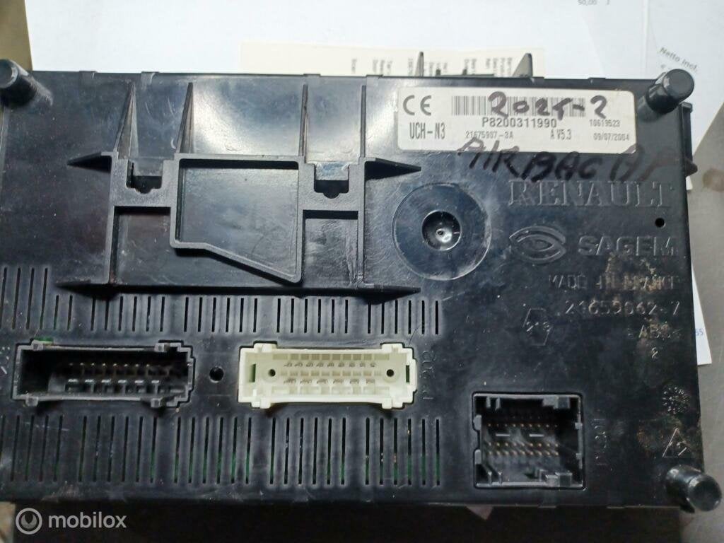 BSI-module  uch Renault Clio II fase 2 8200311990 volkel, Gebruikt, Renault, Ophalen of Verzenden, Renault