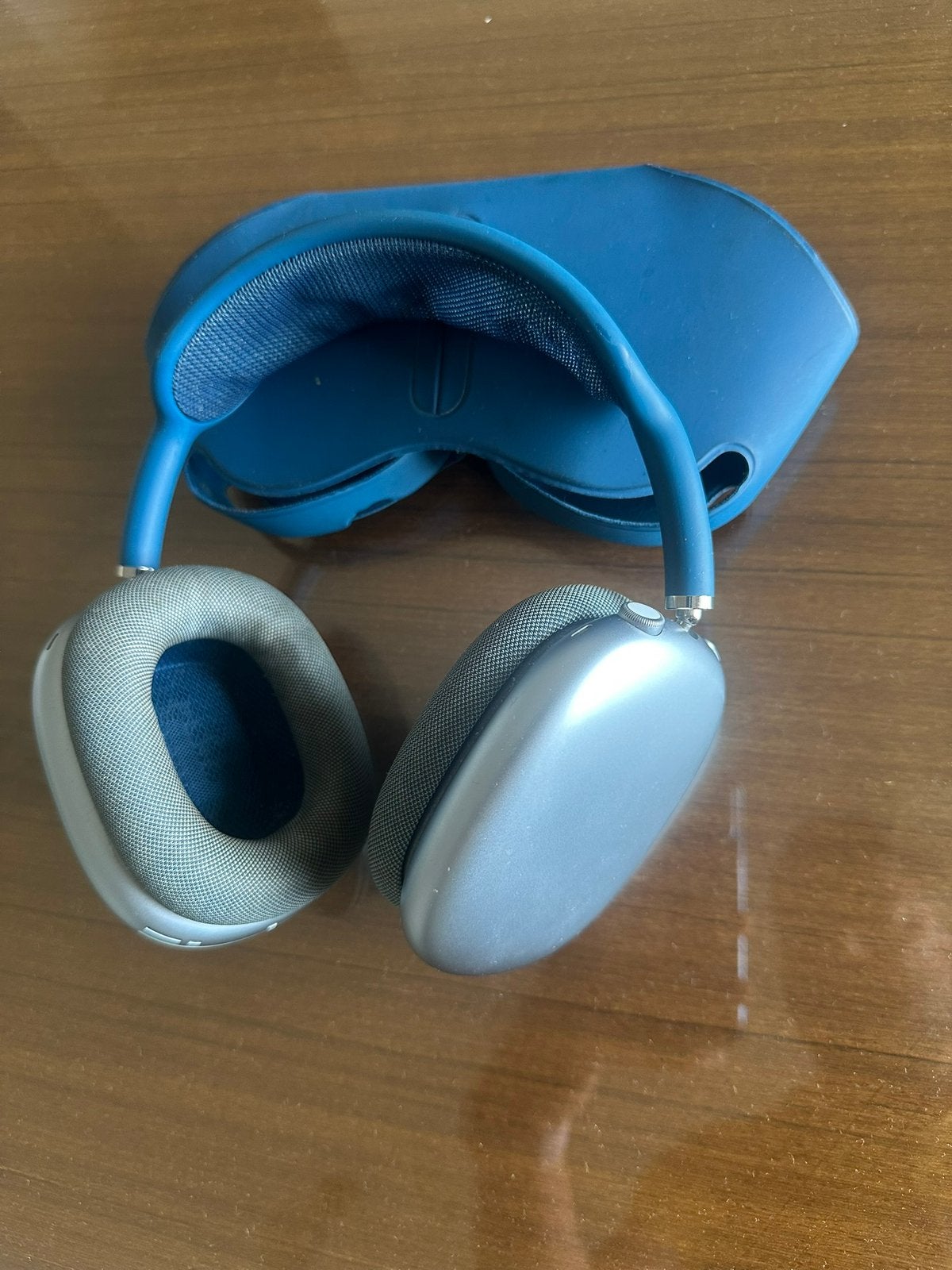Apple AirPods Max 1e– Werkt perfect, optisch gebruikt