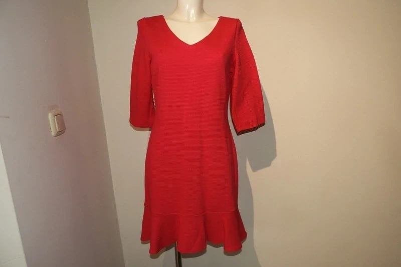 Boutique Moschino mooie jurk onderkant uitlopend deel D40