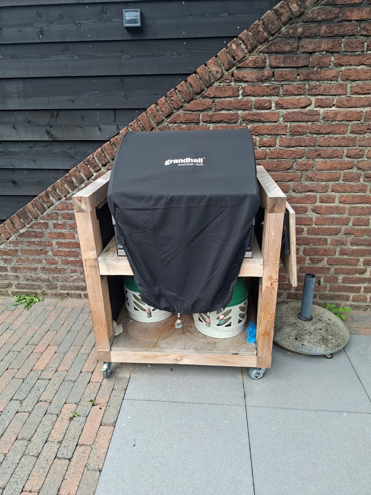 Grandhall gasbarbecue met kast, Ophalen, Gebruikt, Grandhall