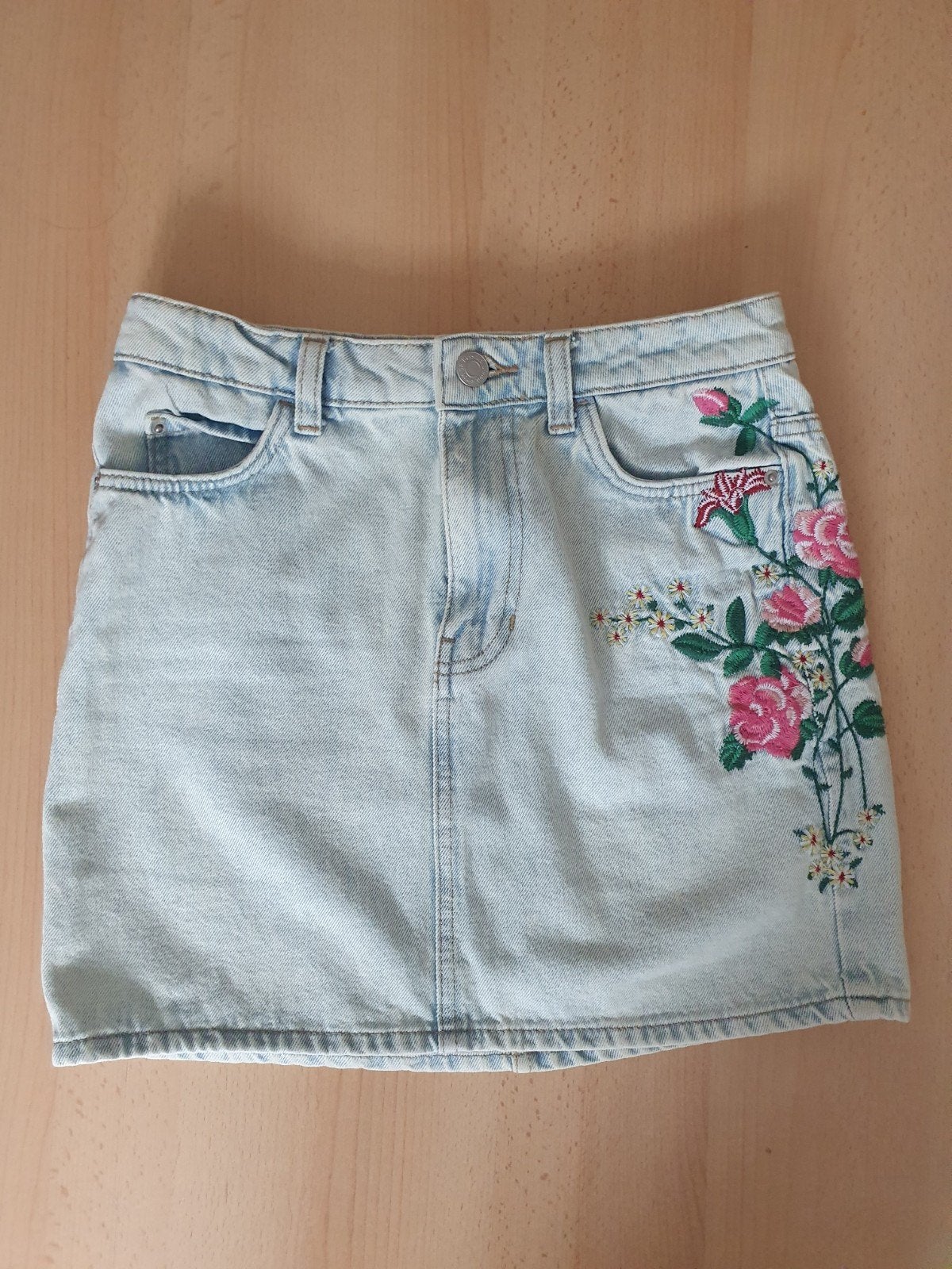 Spijkerrok bershka xs/34, Kleding | Dames, Blauw, Zo goed als nieuw, Maat 34 (XS) of kleiner, Boven de knie
