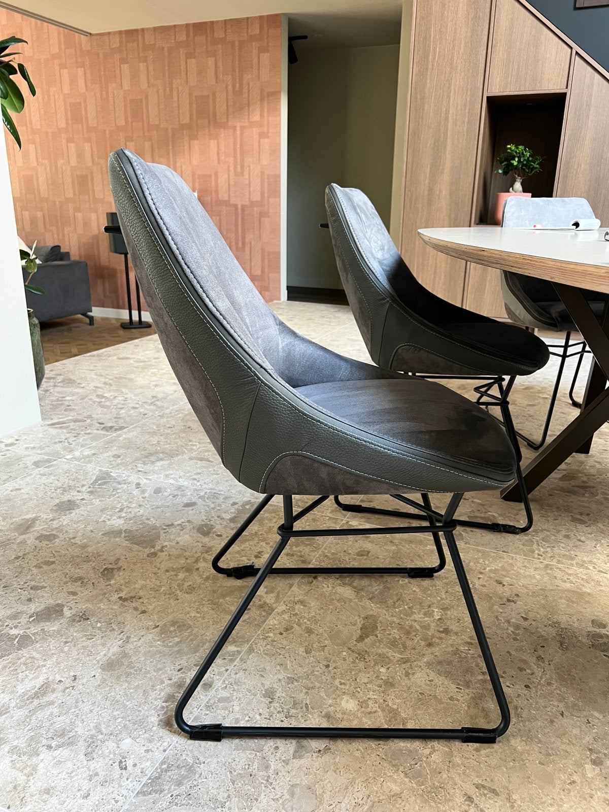 Eetkamerstoelen grijs met metaal van XOOON | 4 stuks, Ophalen, Gebruikt, Vier, Metaal