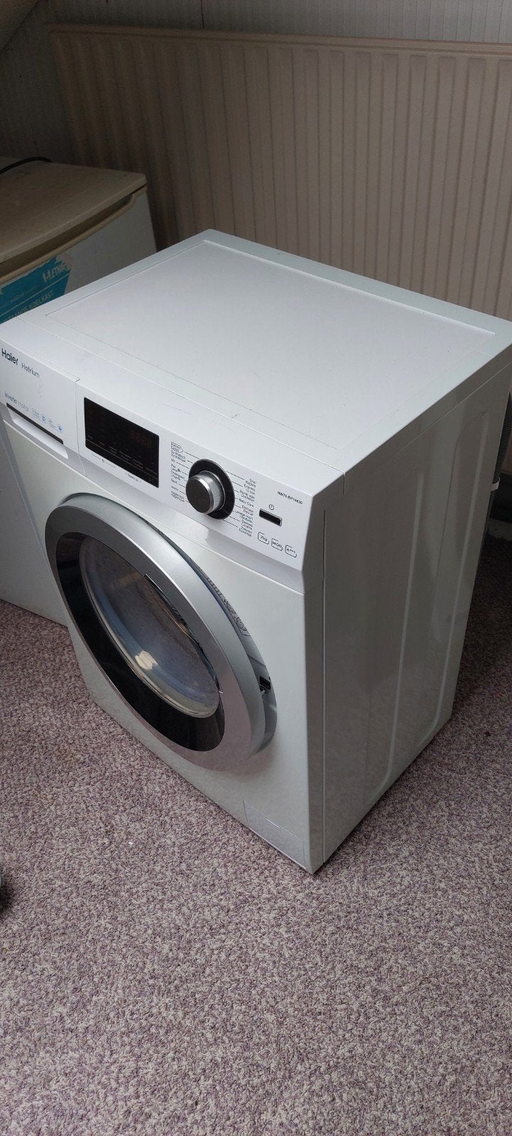 Haier Hotpoint Wasmachine - Zo goed als nieuw, Ophalen, Zo goed als nieuw, Voorlader, 85 tot 90 cm