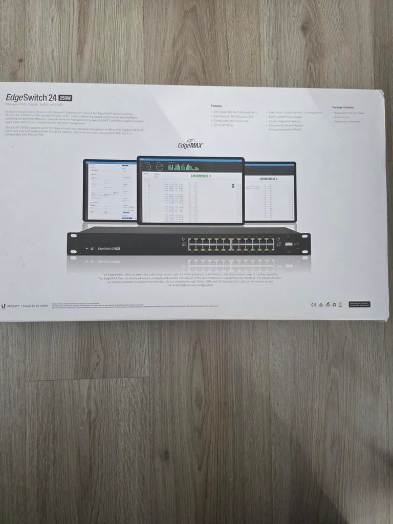 Ubiquiti EdgeSwitch 24 250W PoE - Managed PoE Switch, Computers en Software, Netwerk switches, Ophalen, Gebruikt