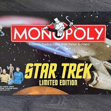 Monopoly Star Trek Limited Edition Bordspel, Hobby en Vrije tijd, Drie of vier spelers, Ophalen of Verzenden, Gebruikt, Parker Brothers
