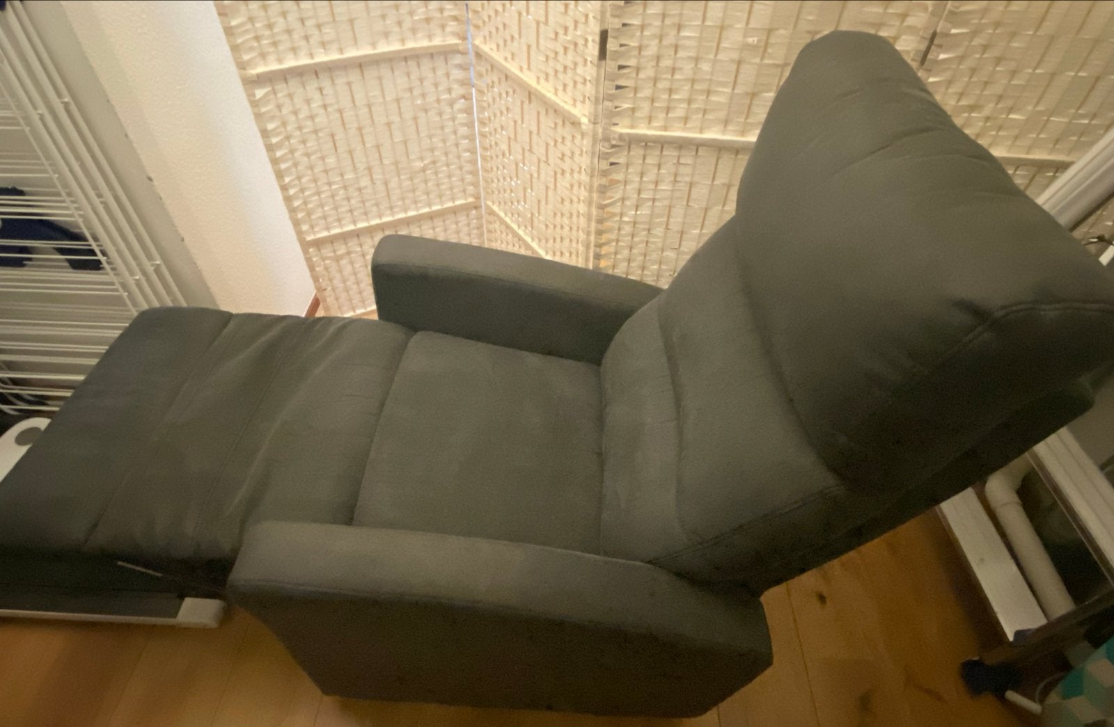 Foto 2 van Comfortabele relaxfauteuil - handmatig verstelbaar