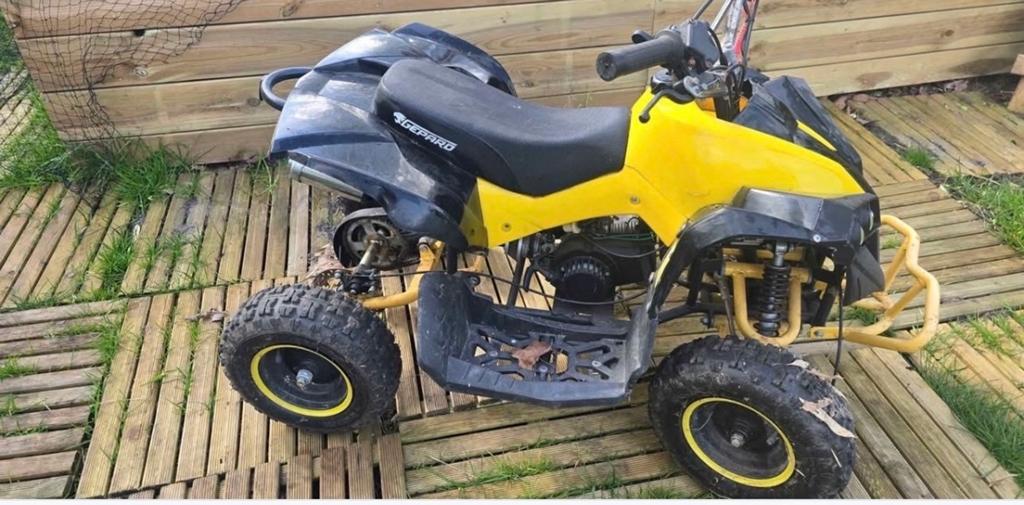 Mini quad 49 cc, Fietsen en Brommers, Ophalen, Gebruikt, Overige typen