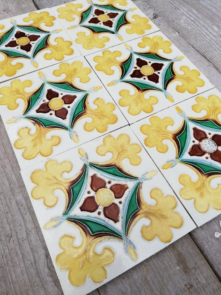 Set van 10 antieke tegels van 15x15cm Societe Morialme