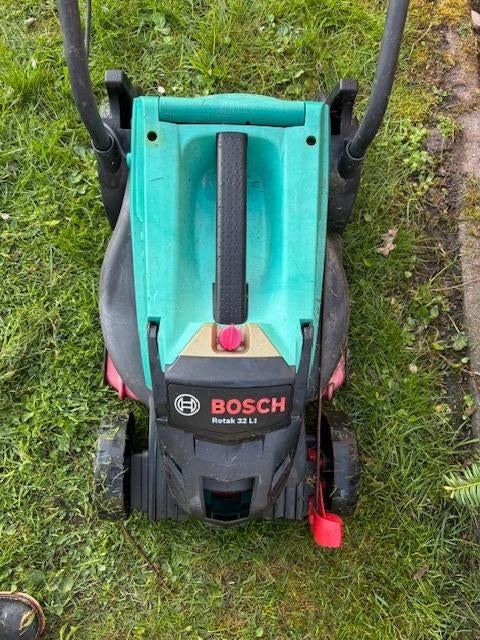 Grasmaaier Bosch Rotak 32 Li  batterij, Tuin en Terras, Grasmaaiers, Ophalen of Verzenden, Gebruikt