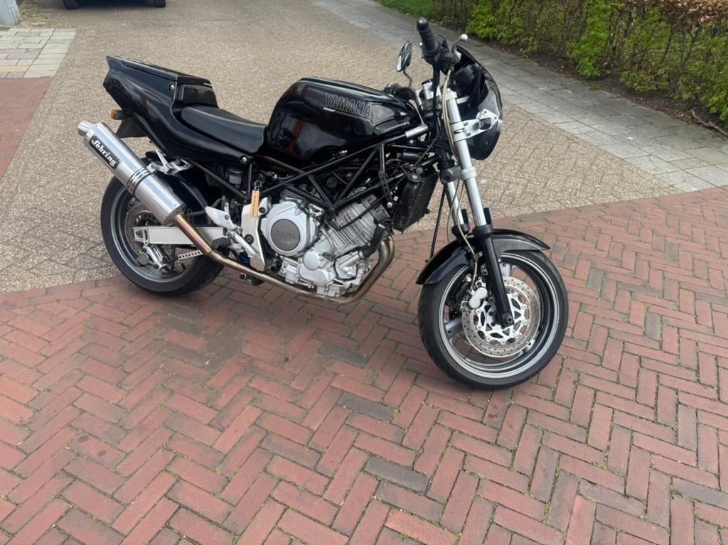 Yamaha TRX 850 Naked Bike - Sportieve Toermotor, 2 cilinders, Sportuitlaat, Motorrijbewijs A, Gebruikt