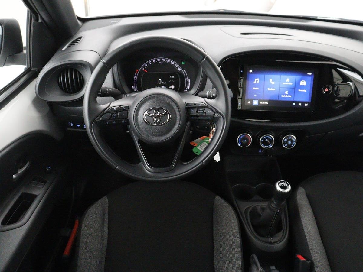 Toyota Aygo X 1.0 VVT-i MT Play | 5-deurs | Adaptive cruise, Stof, Gebruikt, Euro 6, 920 kg