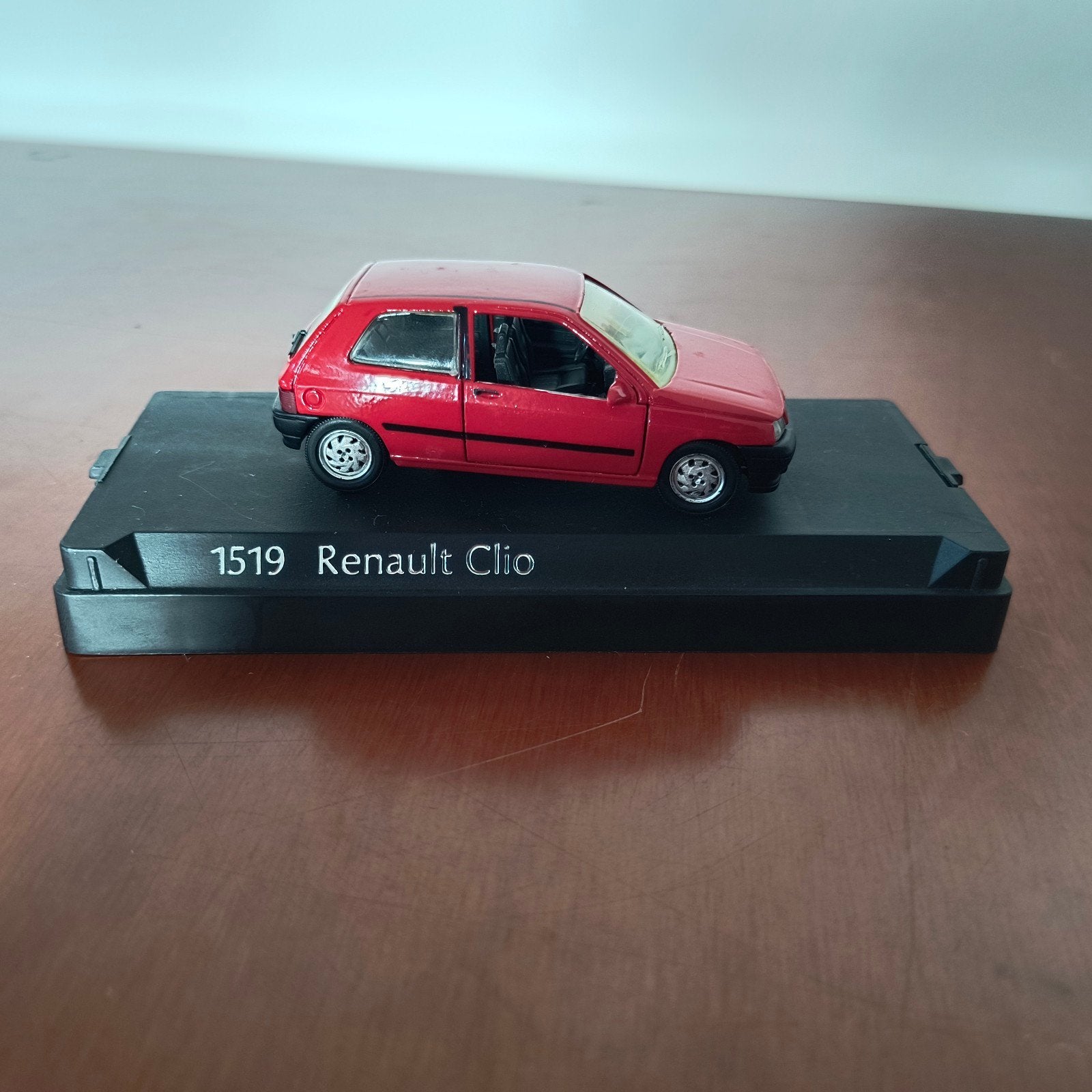 Renault Clio Solido 1519 - Nieuwstaat - 05-1990, Ophalen of Verzenden, Zo goed als nieuw, Auto