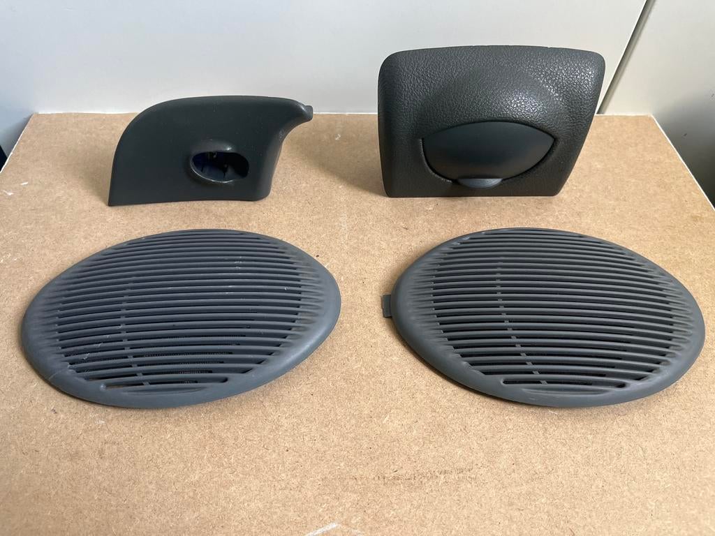 Fiat Punto 176 OEM interieurdelen speakerroosters + asbak, Ophalen of Verzenden, Gebruikt