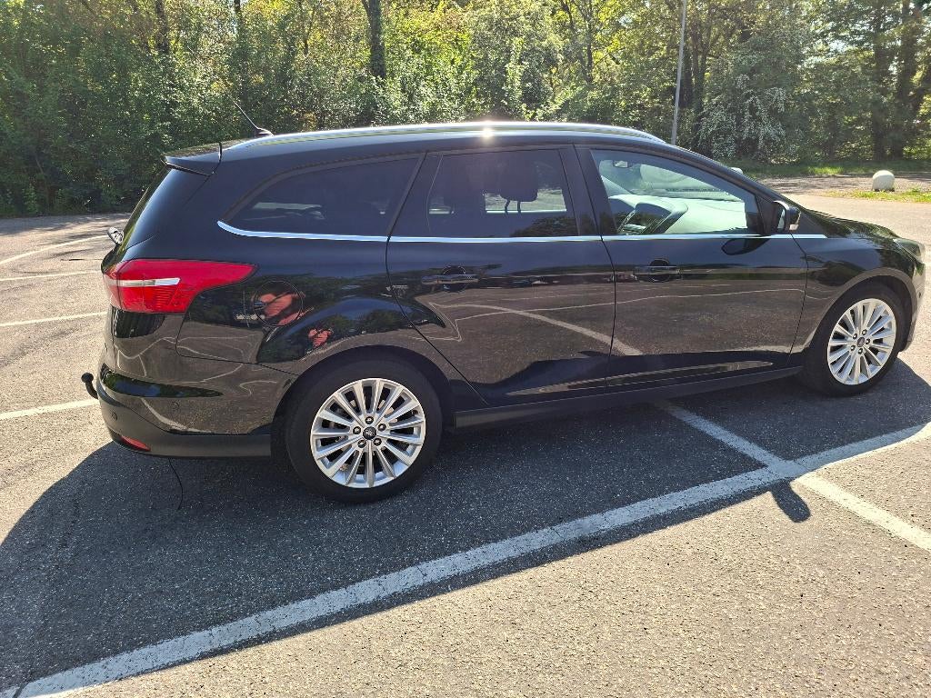 Ford Focus 1.0 Ecoboost Wagon 2017 Zwart, Auto's, Ford, Particulier, Focus, ABS, Airbags, Airconditioning, Bluetooth, Boordcomputer