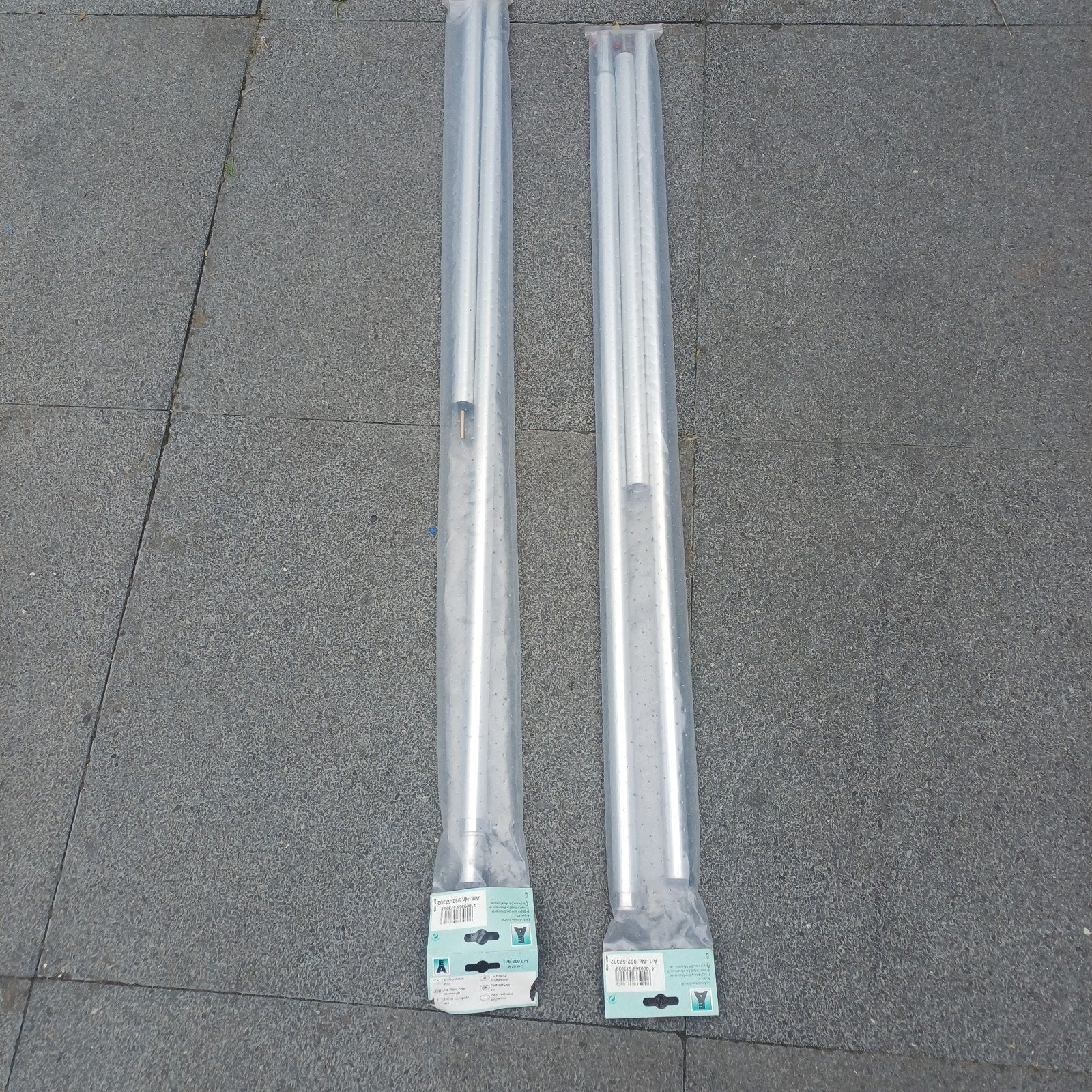 Nieuwe tentstokken 165-250 cm, 2 stuks luifel stokken, Ophalen of Verzenden, Nieuw