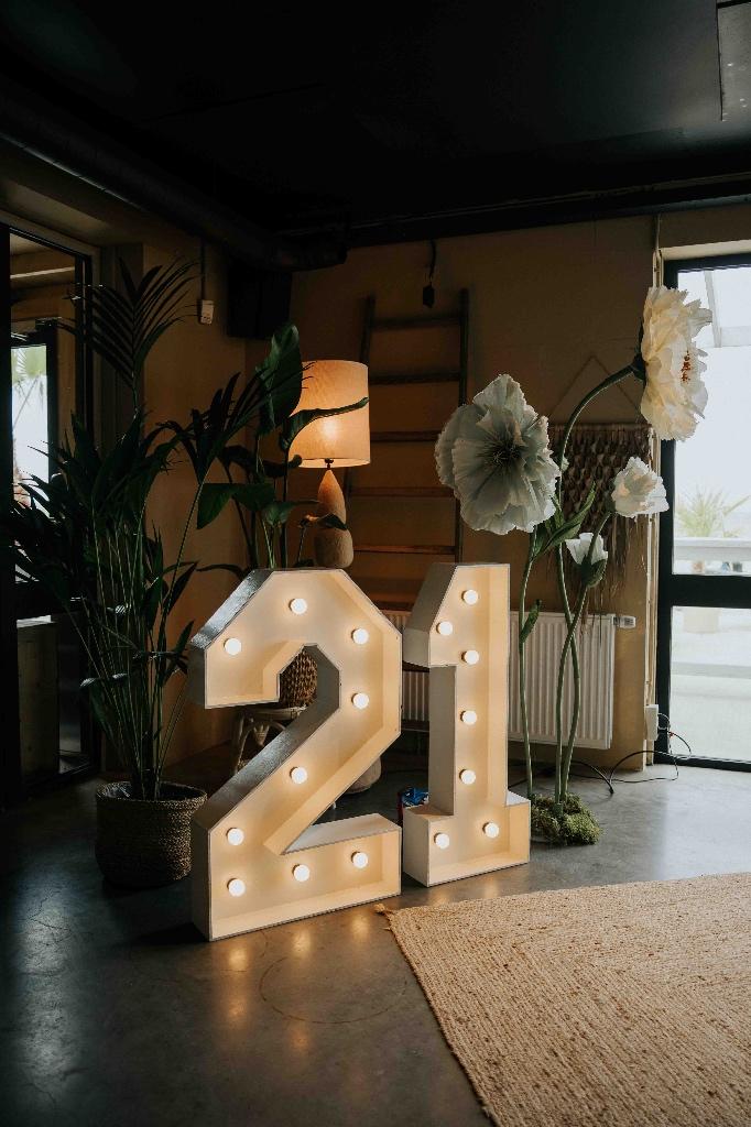 Lichtcijfers21/lichtletters/marquee cijfers te huur, Ophalen of Verzenden, Zo goed als nieuw, Verjaardag