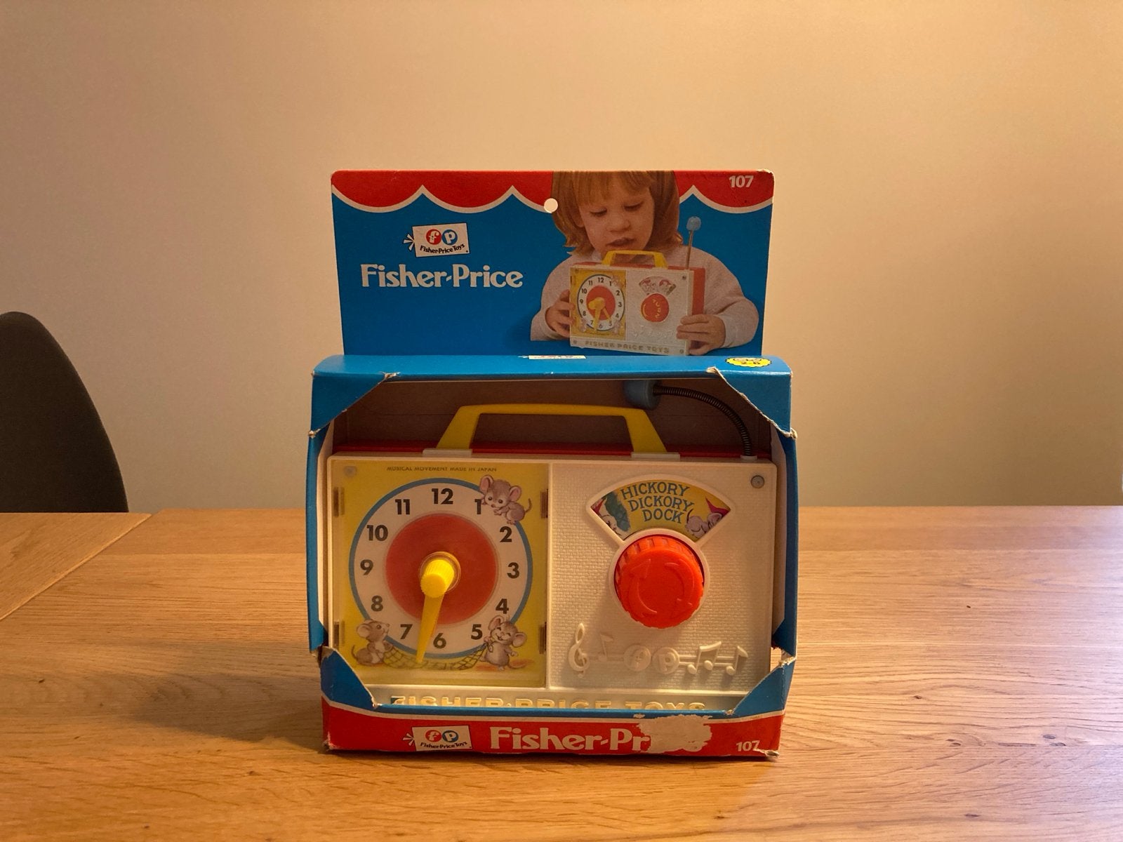 Fisher-Price opwind radio met klokje - Vintage Speelgoed, Ophalen of Verzenden, Gebruikt, Overige typen, Met geluid
