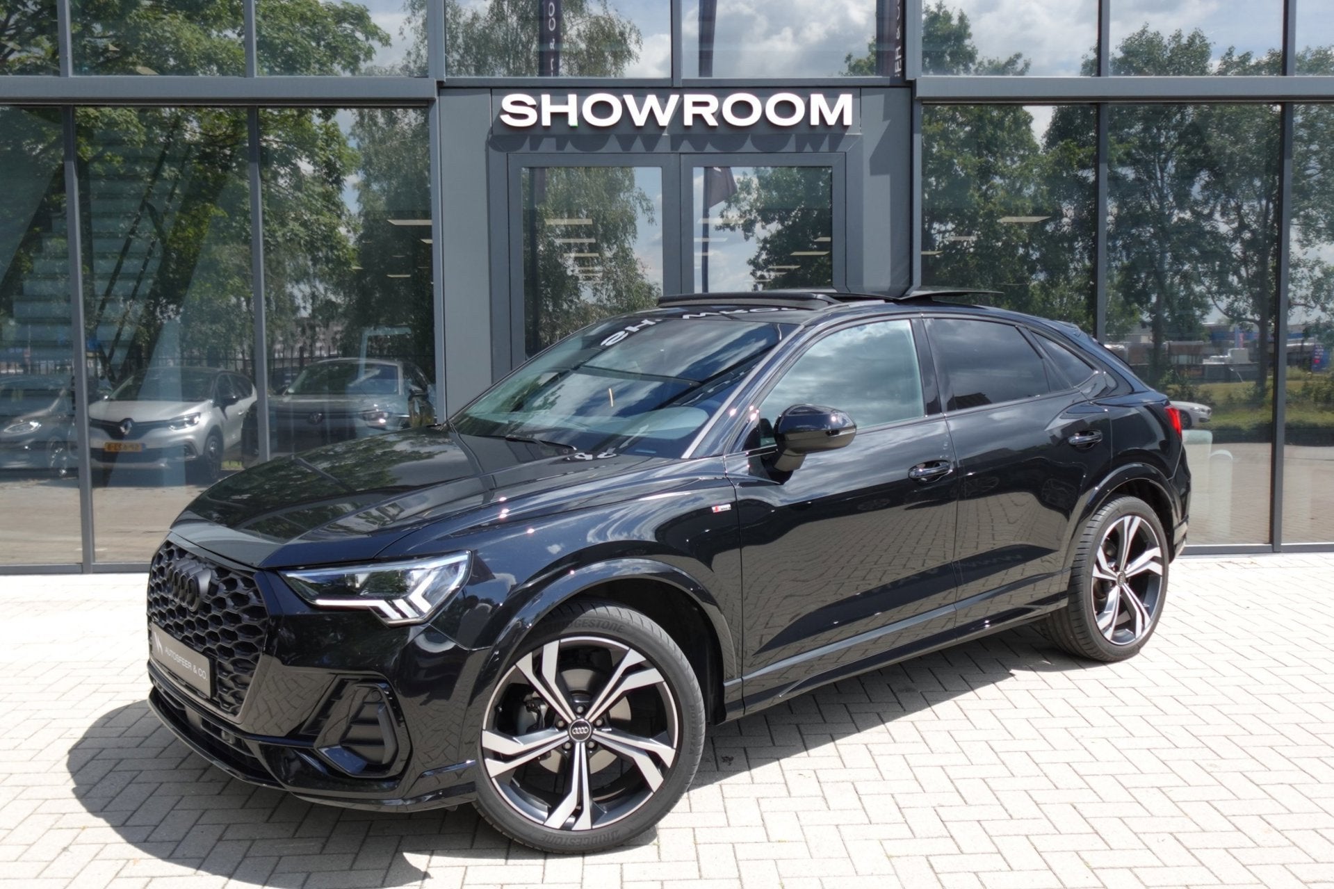 Audi Q3 SPORTBACK 35 TFSI S Edition Competition PANO KEYLESS, Auto's, Audi, 4 cilinders, 150 pk, Leder en Stof, Zwart
