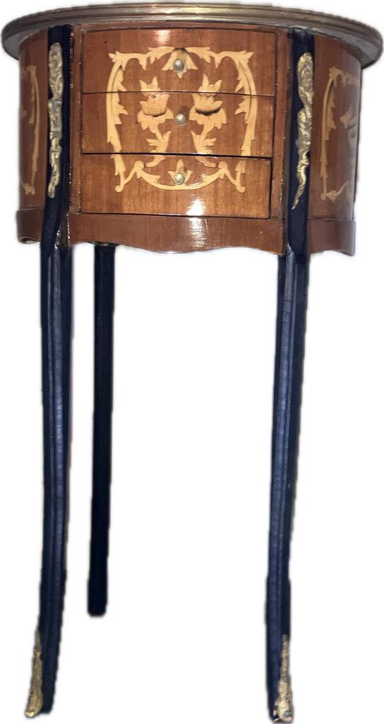 ladekastje/tafeltje 3 laden volledig handycraft, Ophalen