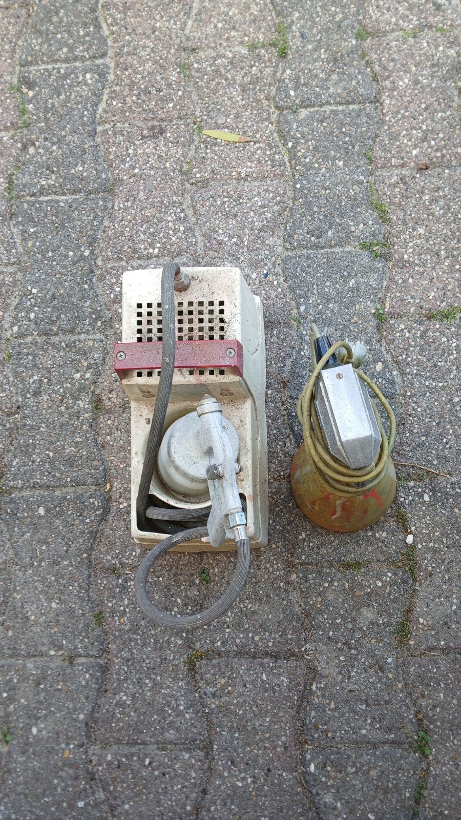 Verfspuiten, 2 stuks., Ophalen