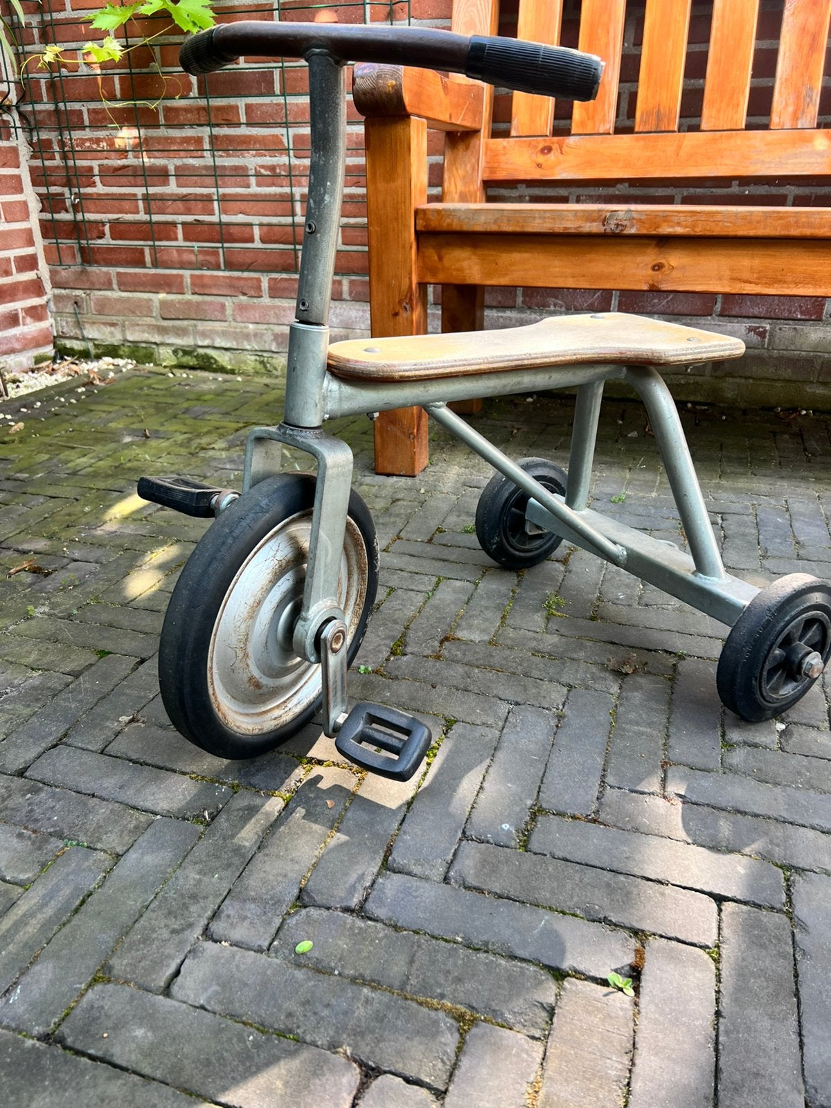 Antieke Basisschool Driewieler, Antiek en Kunst, Ophalen