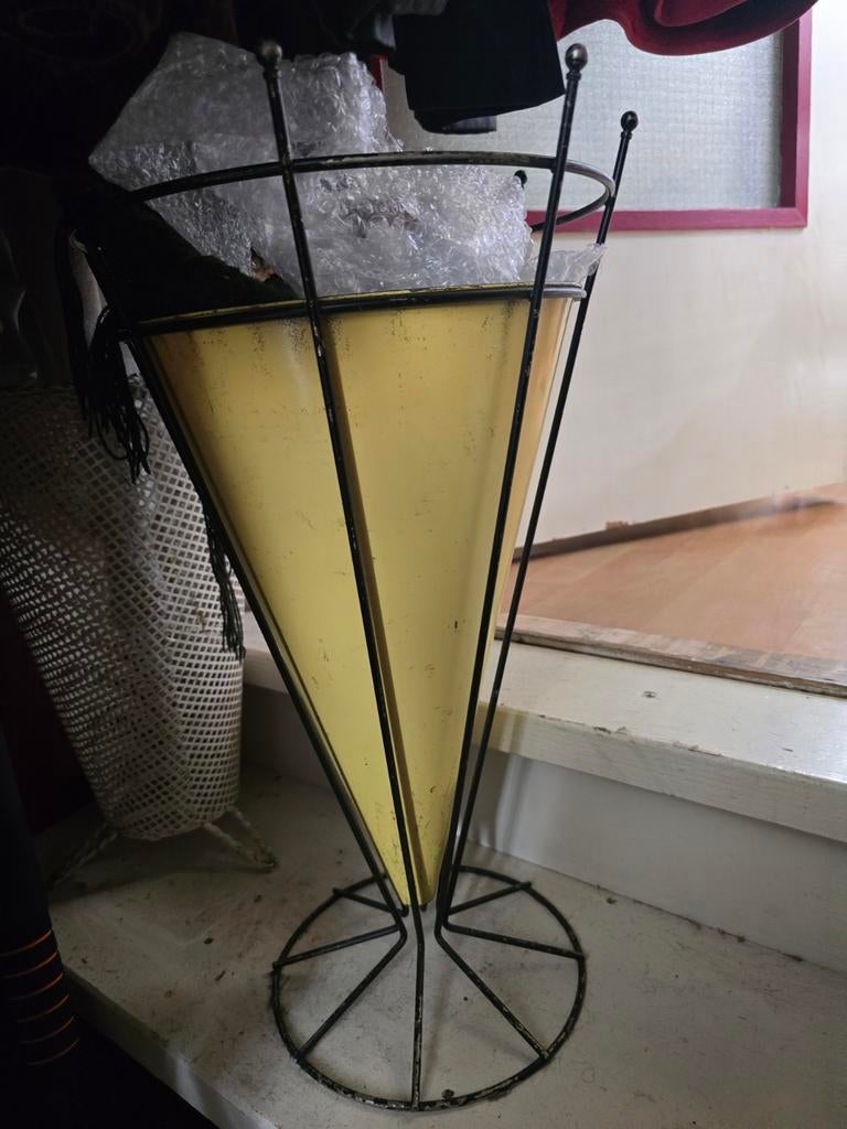 Vitra Cone paraplustandaard, Ophalen, Metaal