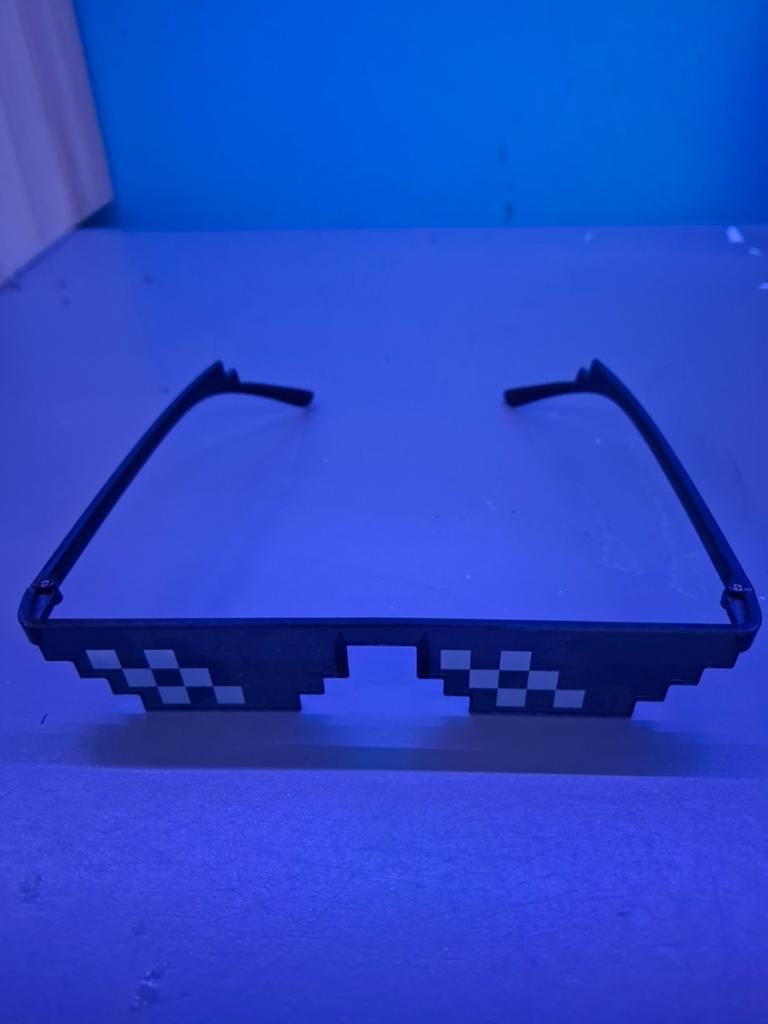 Minecraft zonnebril, Sieraden, Tassen en Uiterlijk, Overige merken, Zonnebril, Zwart, Ophalen of Verzenden