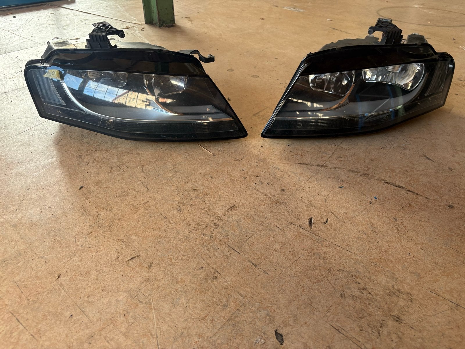Audi koplampen - Set links en rechts, Ophalen of Verzenden, Gebruikt, Audi
