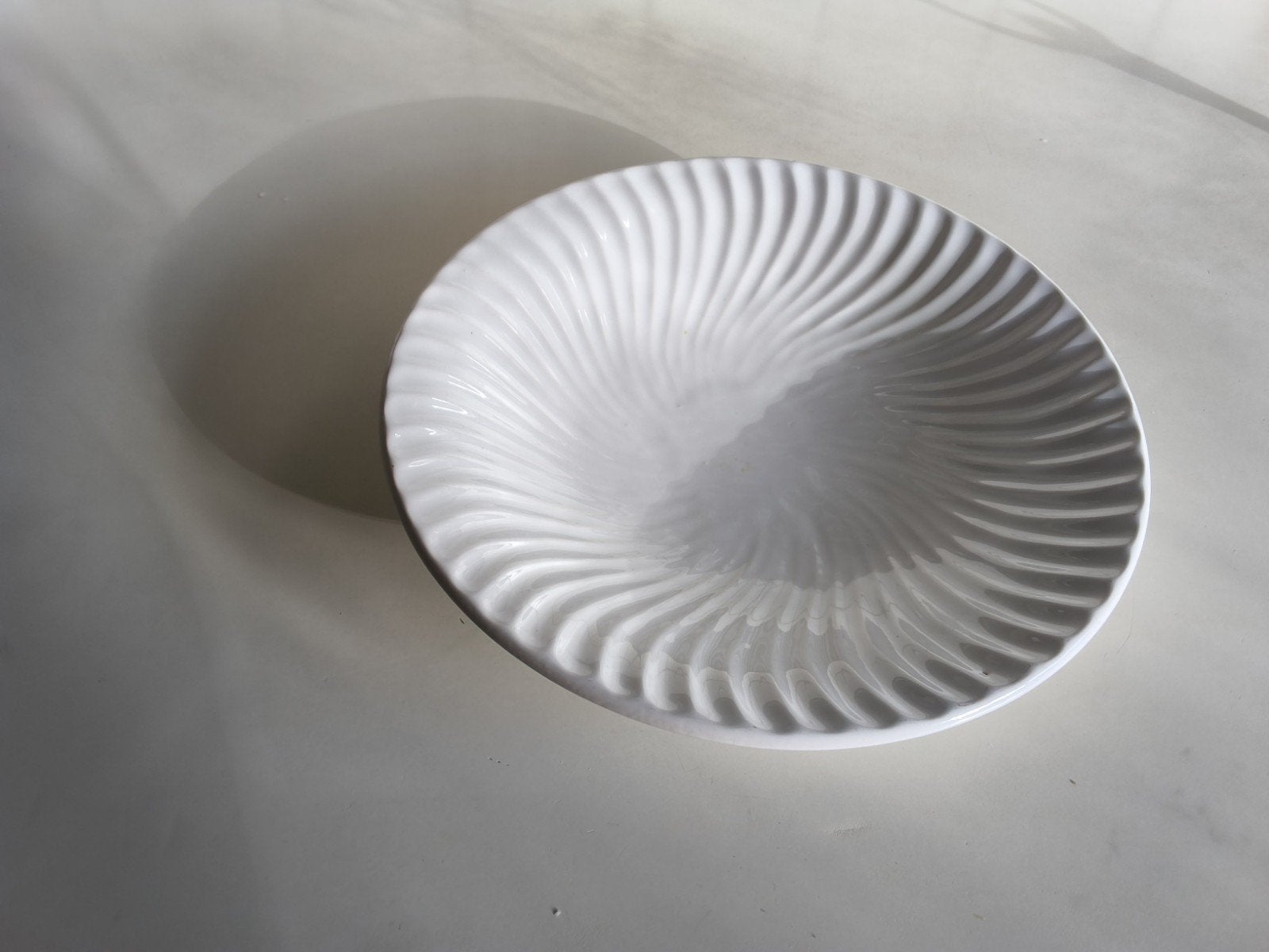 delfts witte schaal 23 cm middellijn, Ophalen of Verzenden