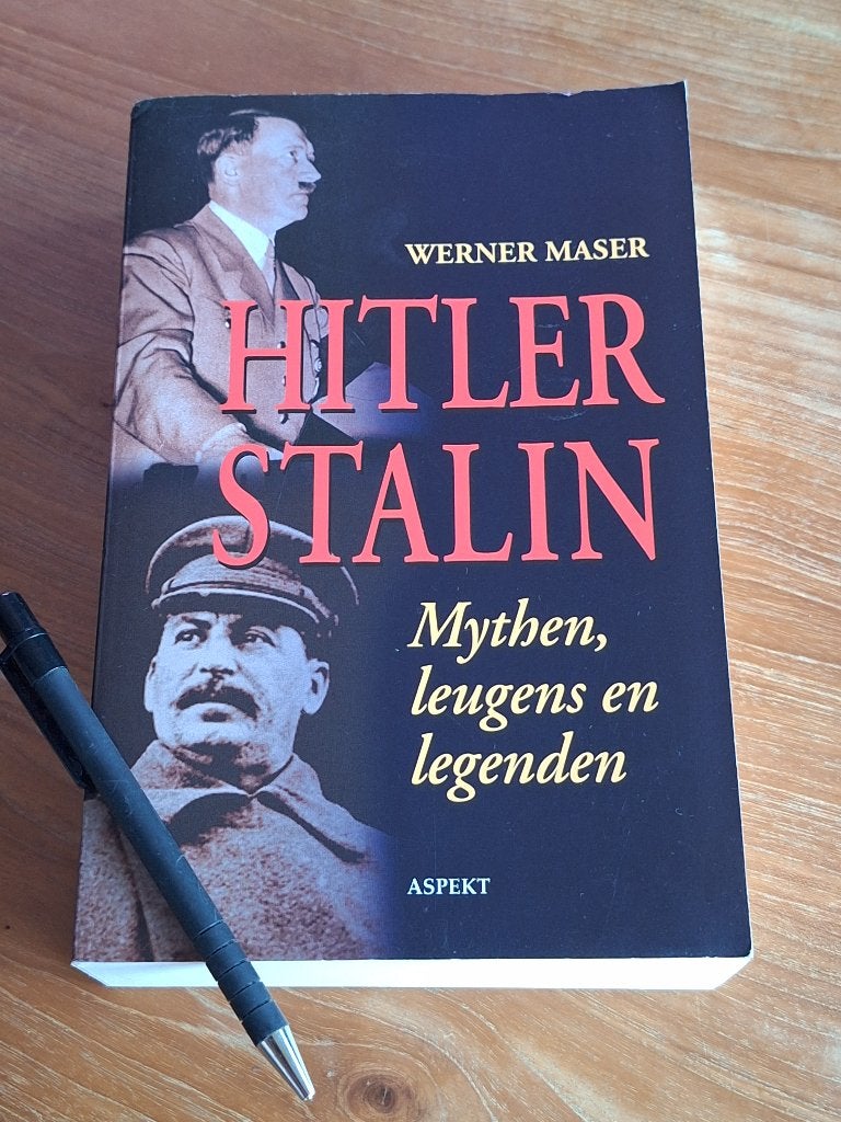 Hitler - Stalin mythen, leugens en legenden, Ophalen of Verzenden, Tweede Wereldoorlog, Gelezen, Overige onderwerpen