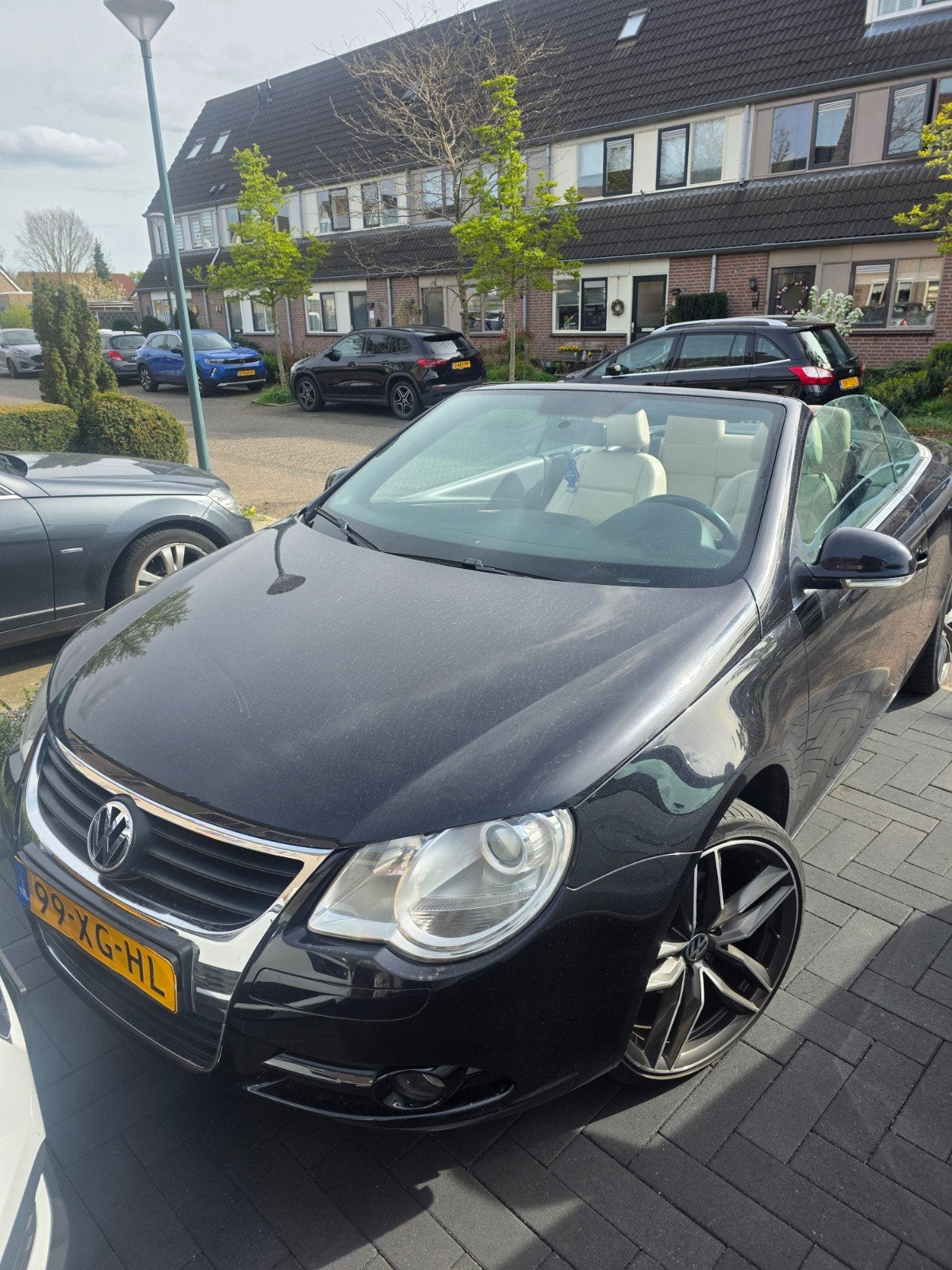 Volkswagen Eos Cabrio – Sportief & Luxe, Auto's, Volkswagen, Voorwielaandrijving, Beige, Cabriolet, Zwart