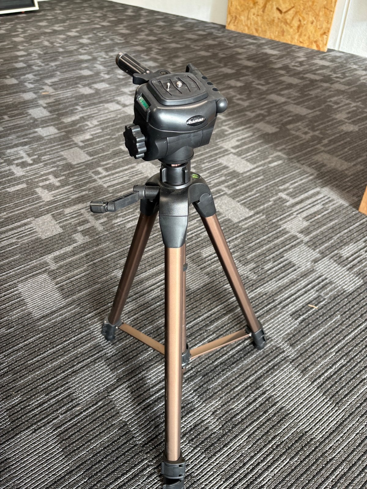 Hama Star 61 Statief - Zo goed als nieuw, Audio, Tv en Foto, Met waterpas, Zo goed als nieuw, Hama, 125 tot 150 cm