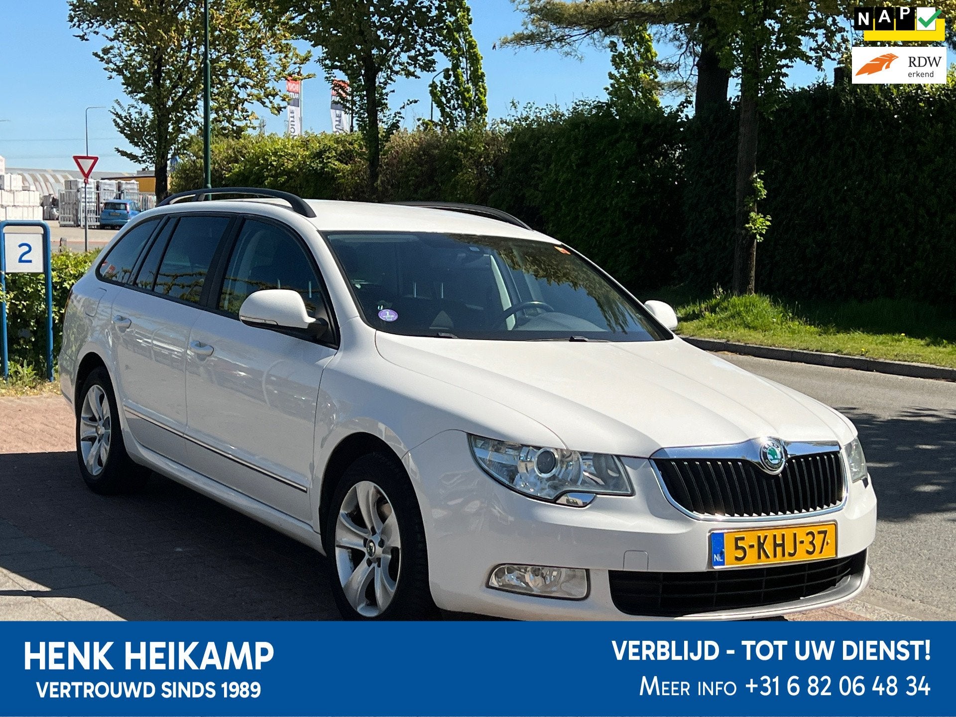 Skoda Superb Combi 1.4TSI Greentech Active * APK 14-05-2027!, Voorwielaandrijving, Euro 5, 125 pk, Gebruikt