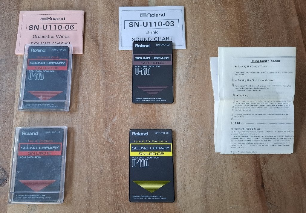 4x Roland SN-U110 kaarten €50,-/stuk, Ophalen of Verzenden, Zo goed als nieuw, Roland